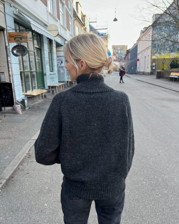 Zipper Sweater Light – Kötésminta nyomtatott formában - Image 4